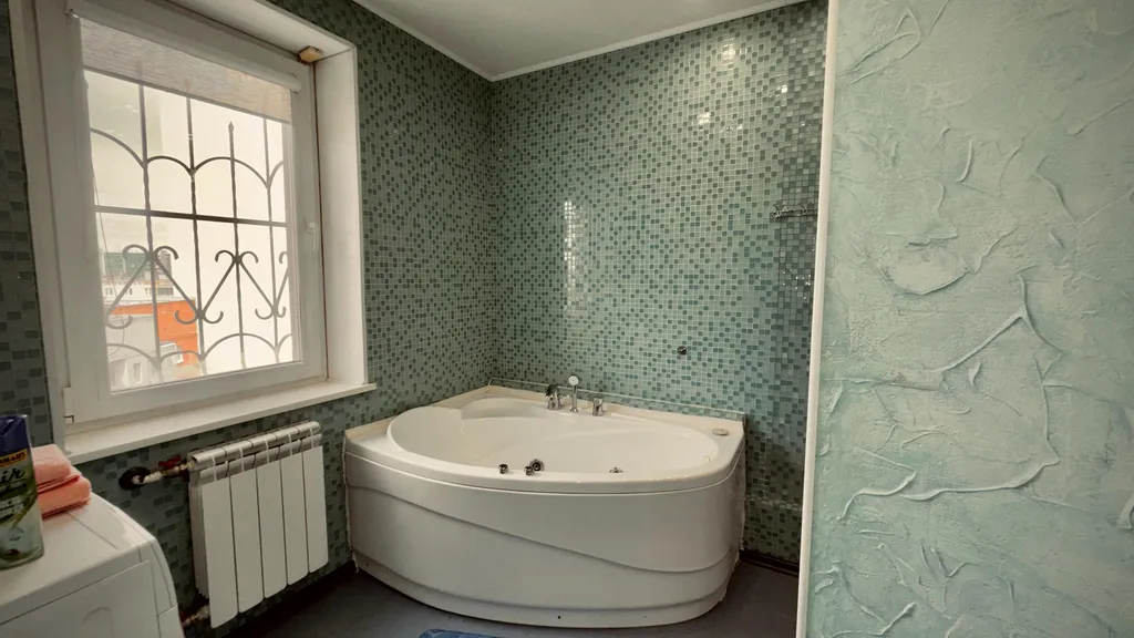 2-комнатная квартира в центре города с сауной и джакузи