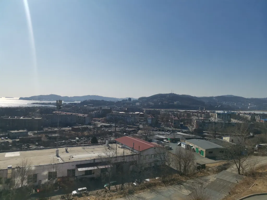 Уютная квартира в хорошем районе с видом на море