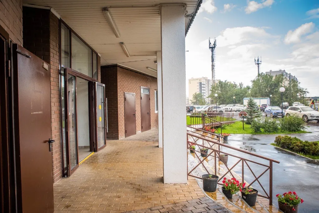 Стильные дизайнерские апартаменты на берегу реки Волга