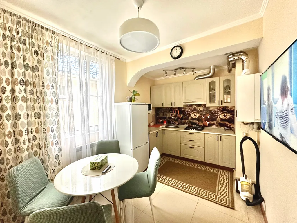 Квартира Уютная квартира в центре Адлера — Адлер