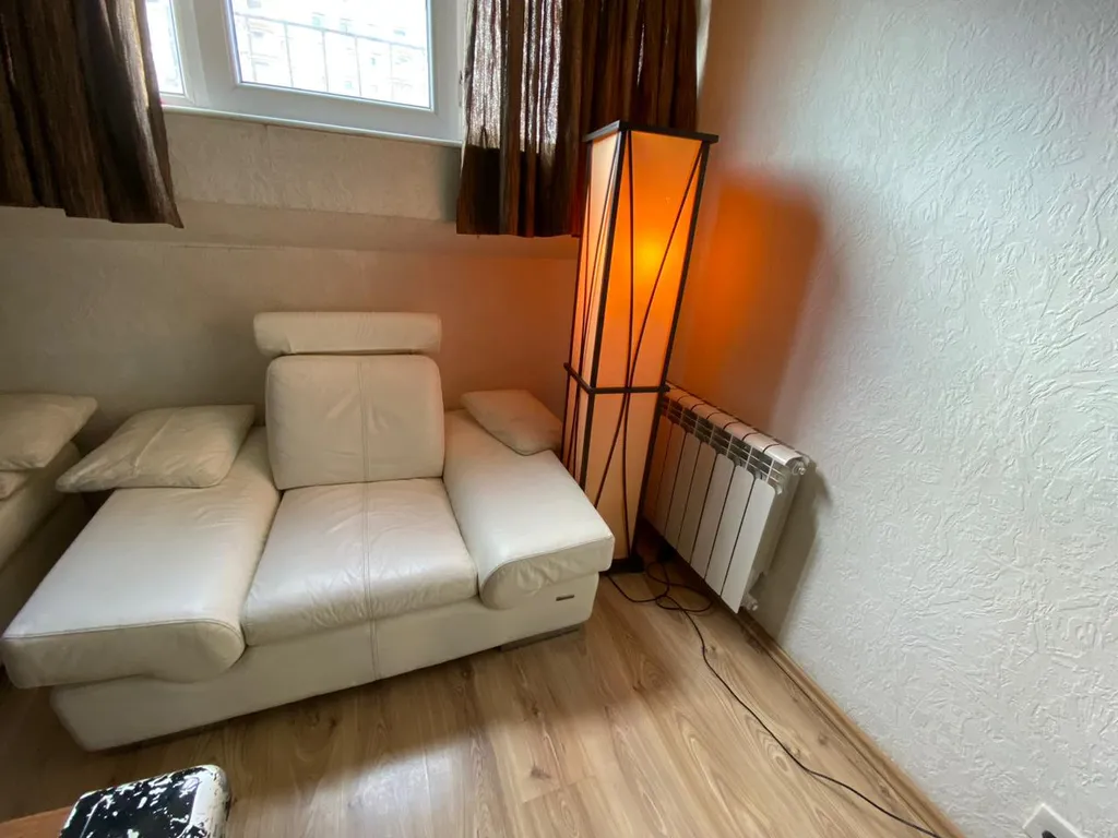 Лофт с бильярдным столом