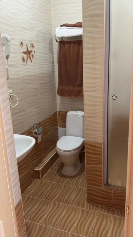 Квартира Квартира Трехместный номер «Стандарт» — это номер романтик: солнце, море и уют! — Геленджик