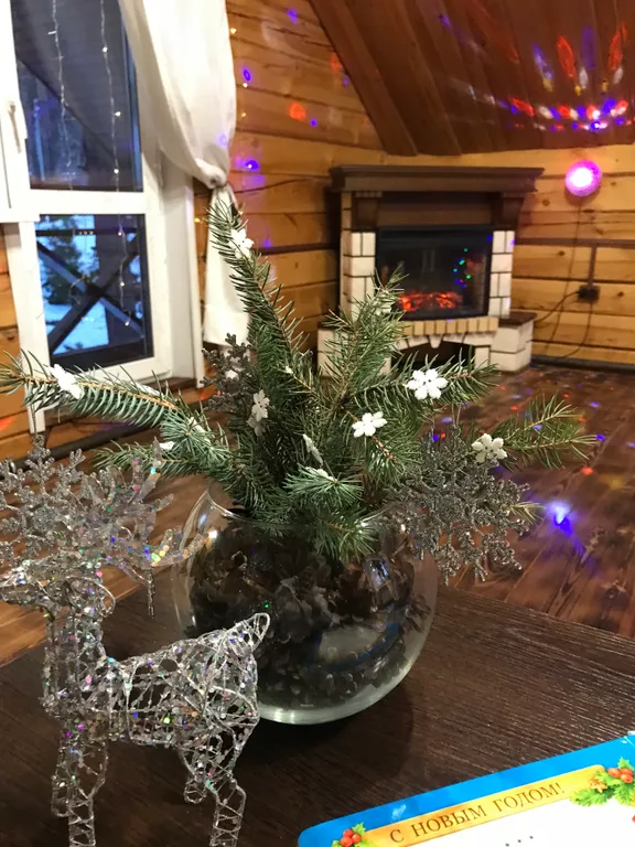 Сказочный дом в лесу