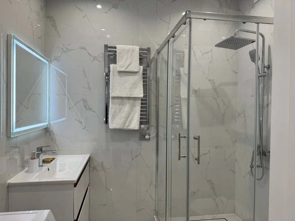 Квартира Квартира рядом с ТРЦ Меганом — Мирное