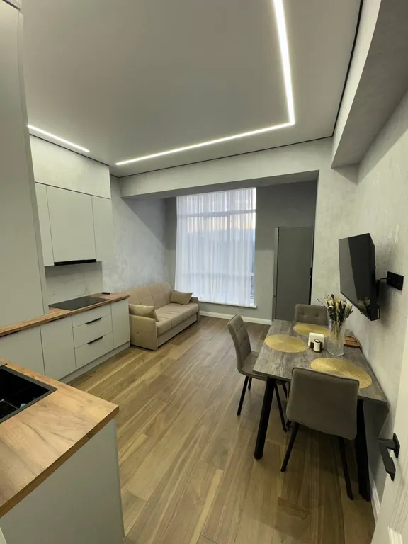 Квартира с видом на живописный парк