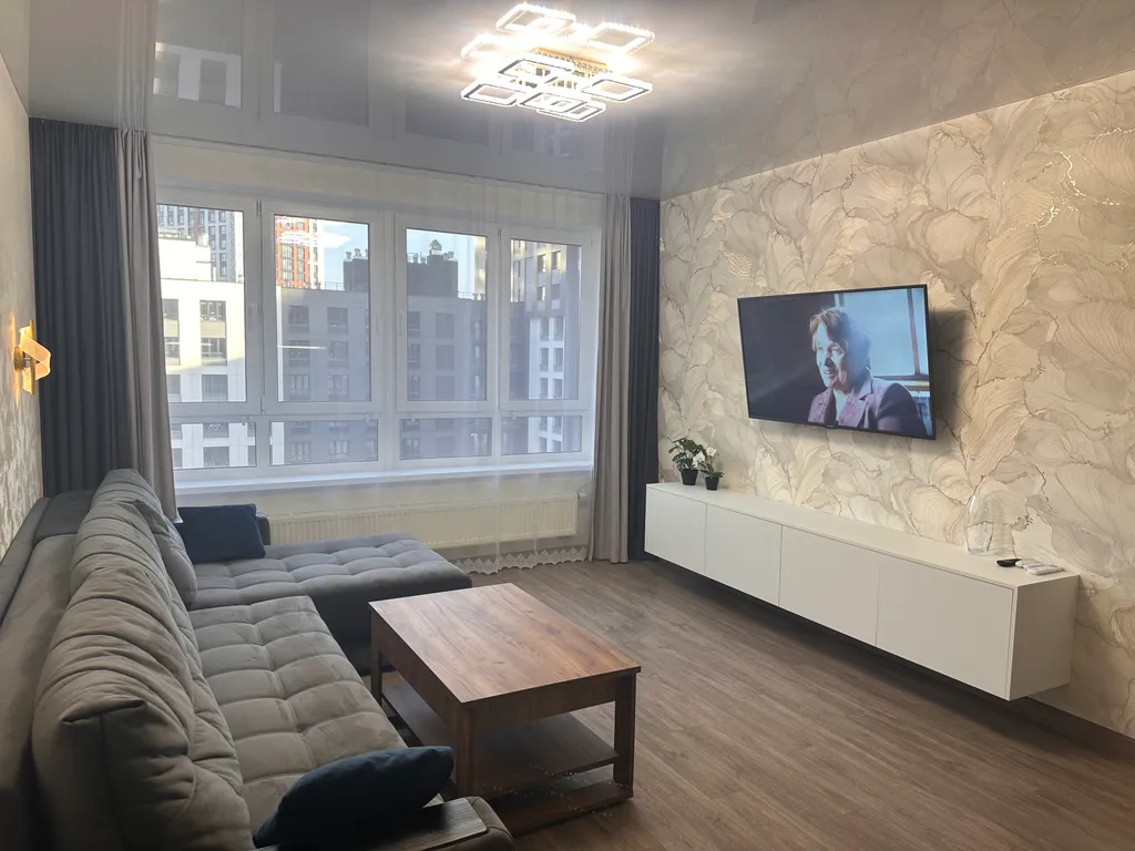 Квартира рядом с Аквапарком и Дворцом Борьбы