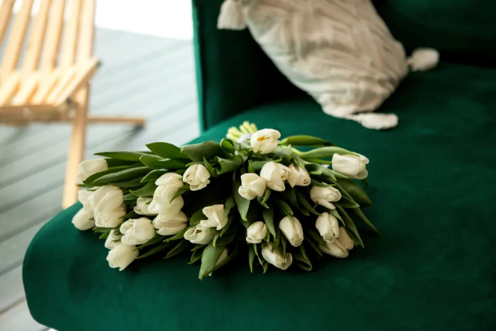 Уютный скандинавский домик у леса