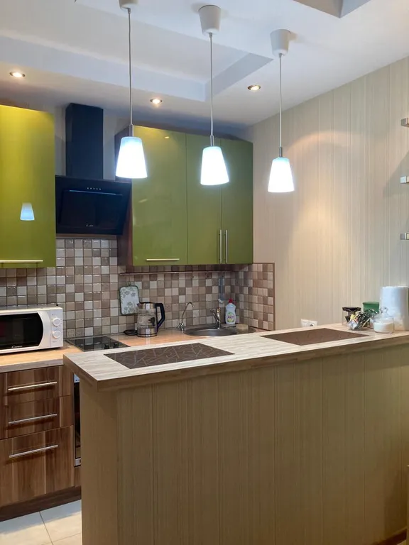 Студия у метро