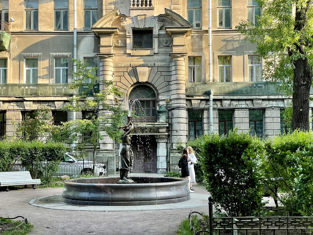 Квартира Шикарная квартира с хаммамом и кондиционером. Закрытый двор с парковкой. — Санкт-Петербург