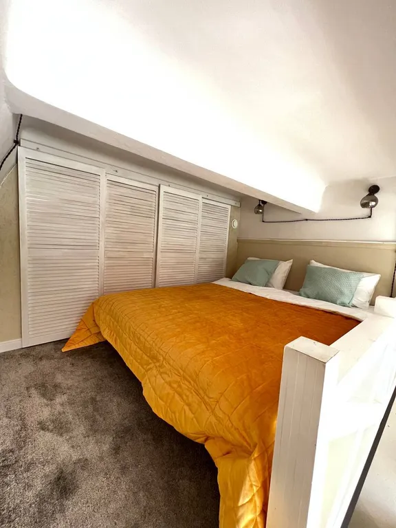 Квартира Апартаменты Sunny в Loft Вольный — Москва
