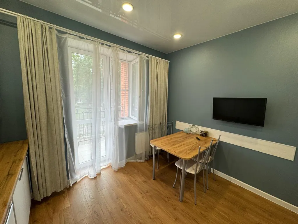 Новая Квартира в ЖК, рядом Питьевая Галерея, Санаторий, Столовая