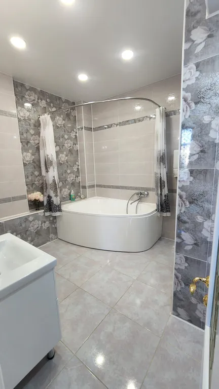 Апартаменты  Fleur de lys
 (Королевская Лилия)