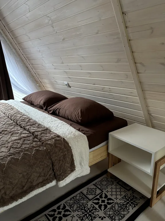 Домик с видом на горы