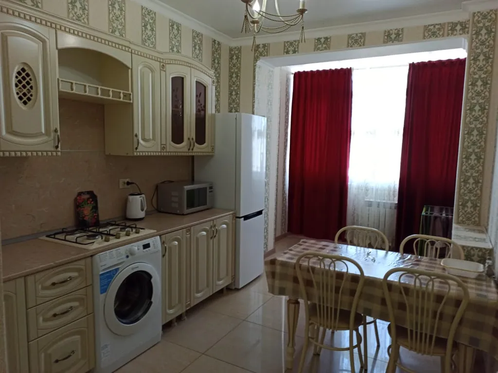 Квартира Квартира Анти-Отель на 2чел. 1комн.кв. 6этаж, код-105 — Махачкала