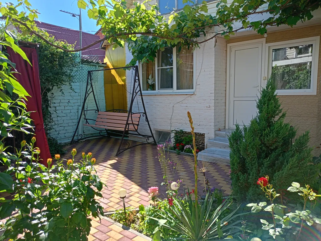 Коттедж Домик у моря — Ейск