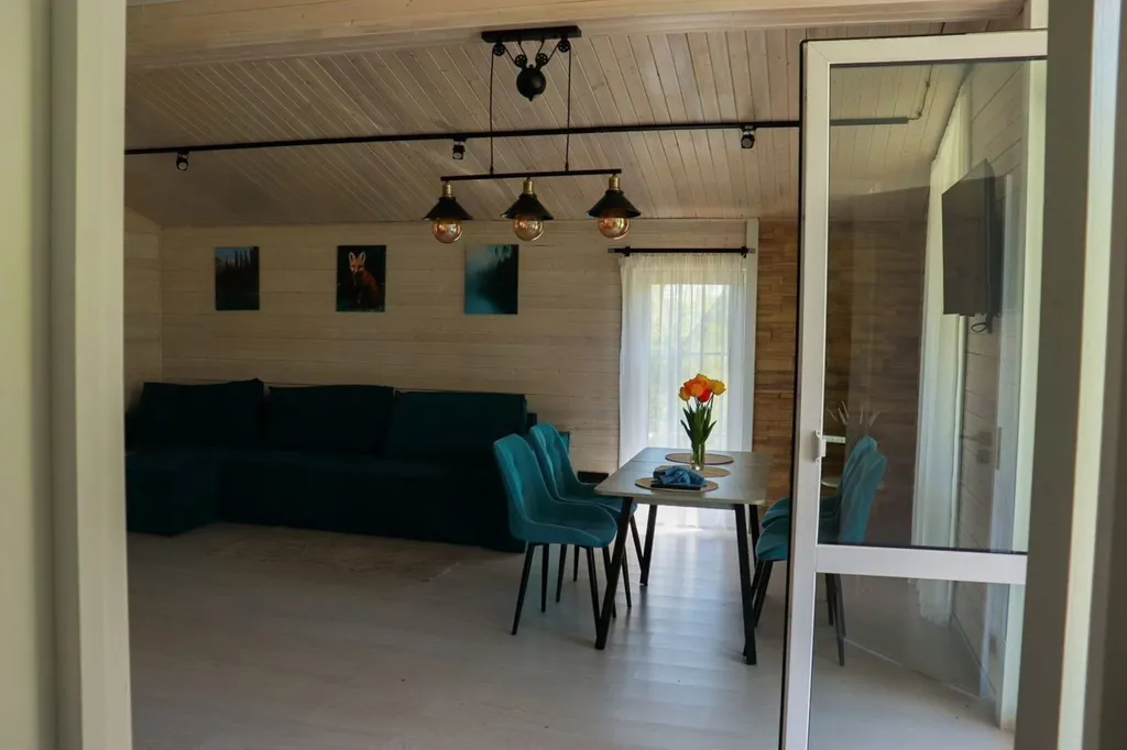 Коттедж Уютный домик в посёлке Запорожском — Запорожское