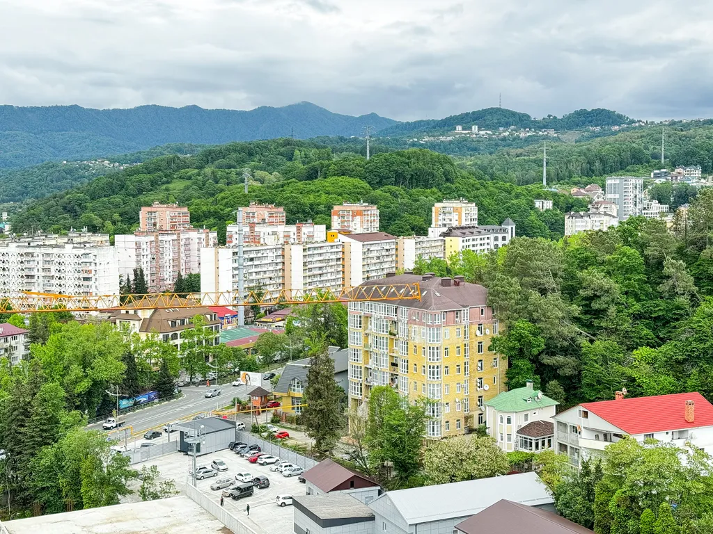 Стильная студия с видом на горы