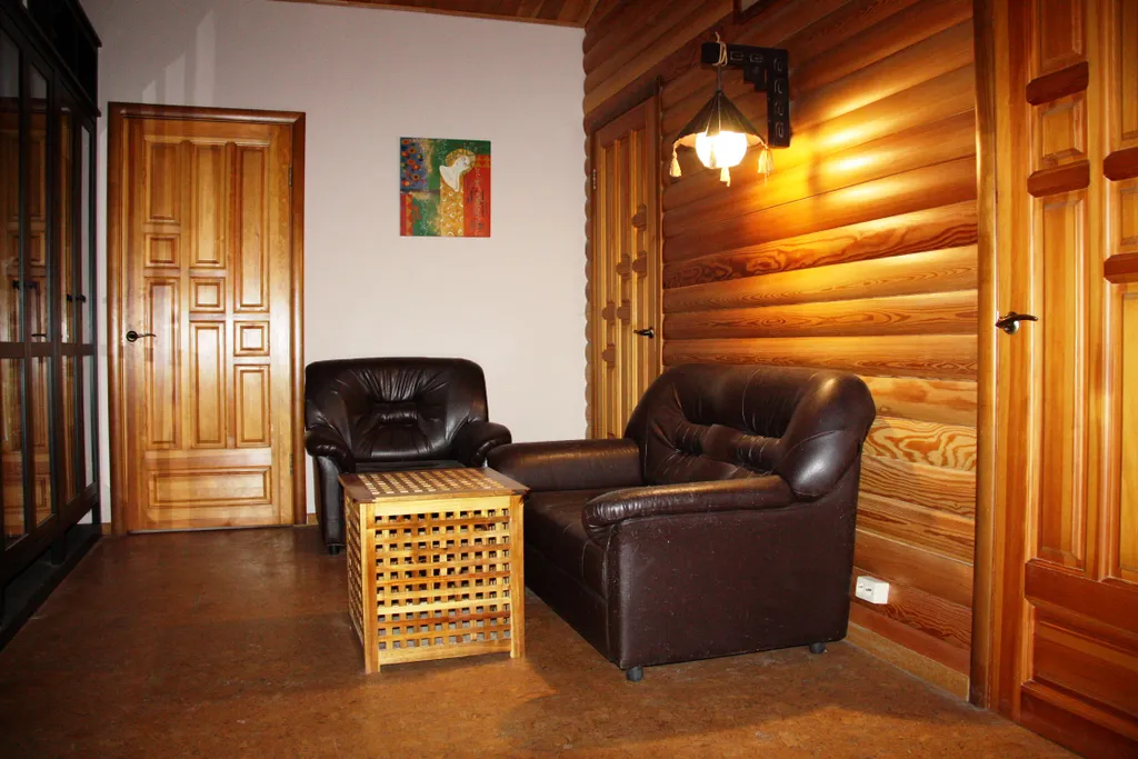 Уютный дом с печью возле реки