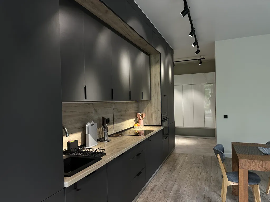 Штольц 2-ух комнатные апартаменты 75м