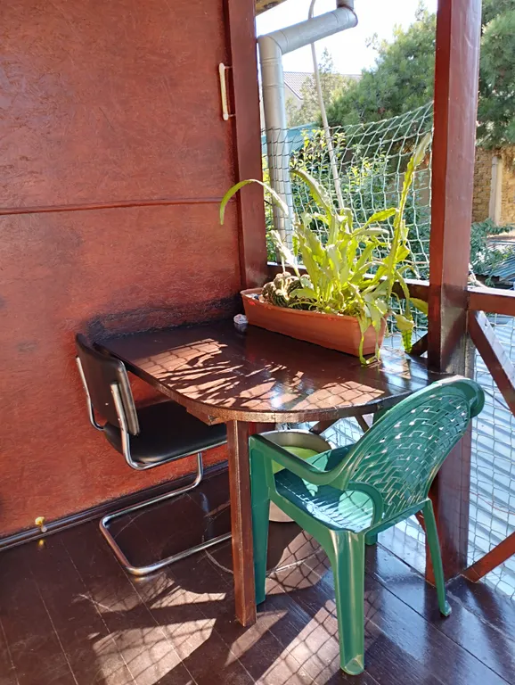 Уютная маленькая комната с балконом, близко к морю