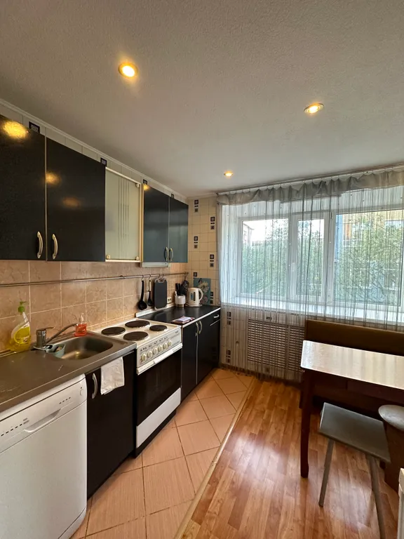 Квартира с двумя раздельными комнатами в центре — аренда посуточно в Воркута