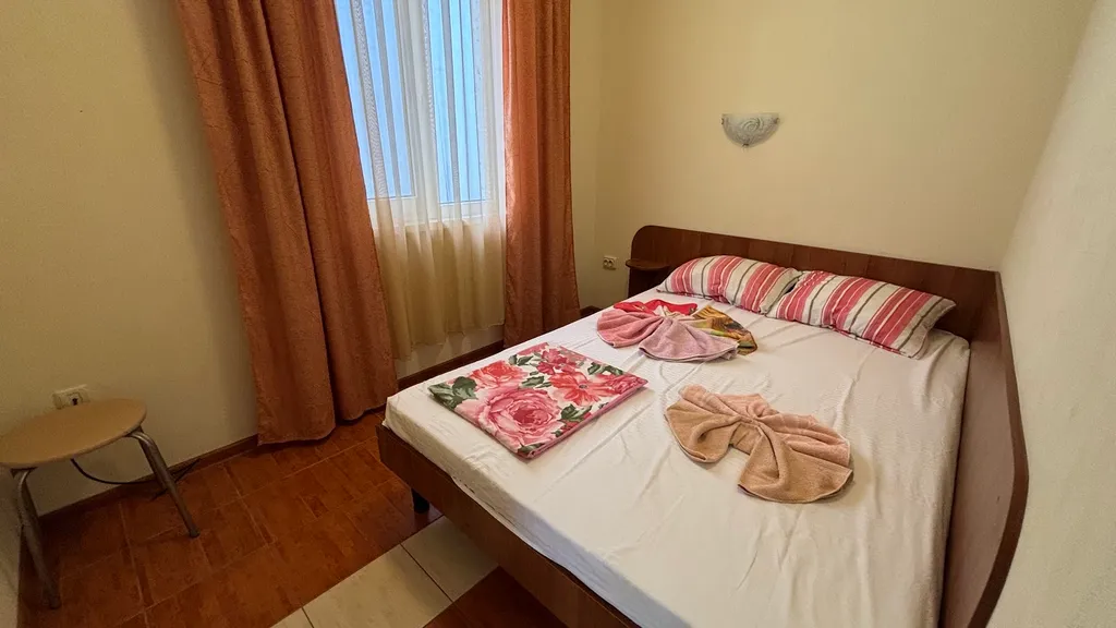 №1 двухкомнатный номер на 4-х человек