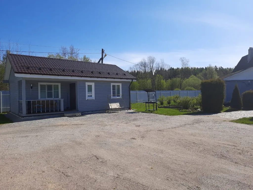 Дом на озере Вуокса с баней и беседкой