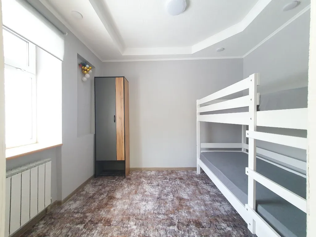 Четырёхкомнатный дом в черте города