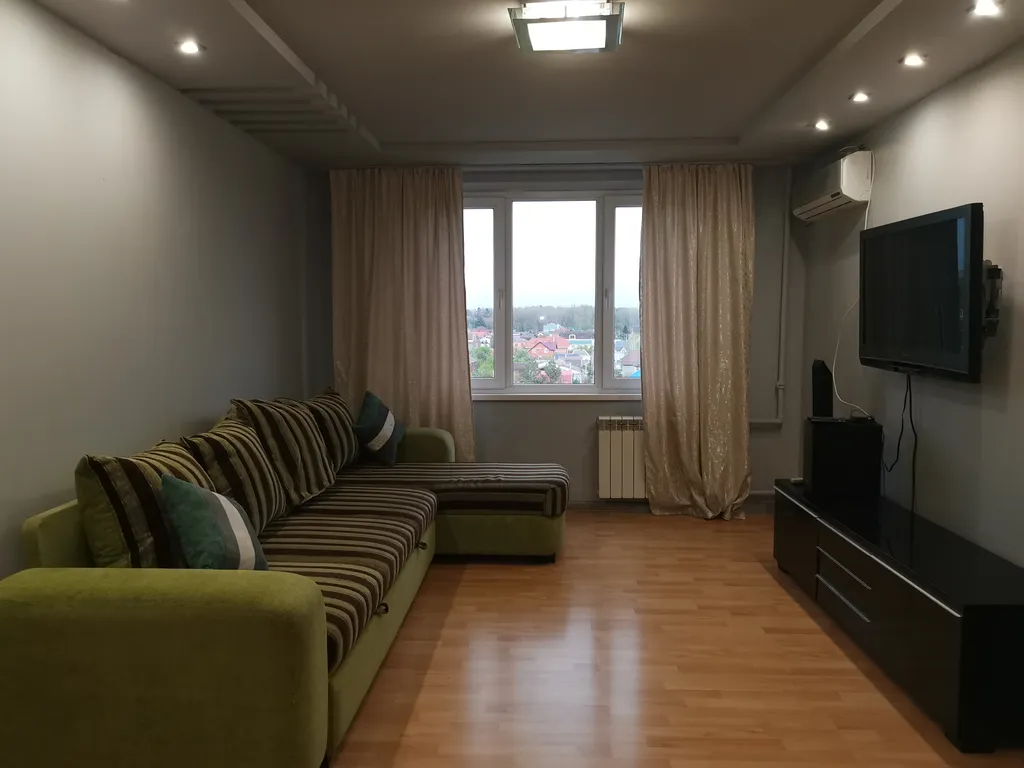 Квартира Просторная, уютная квартира на МХГ — Краснодар