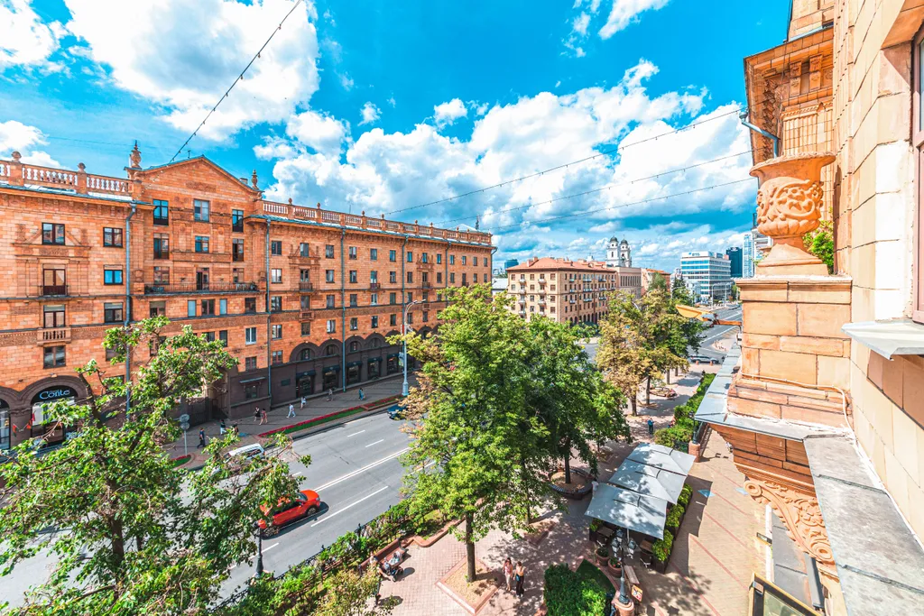 Апартаменты с кондиционером в центре на Октябрьской площади