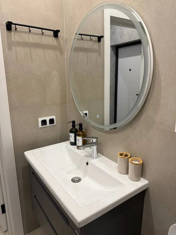 Новая квартира с дизайнерским ремонтом в центре города