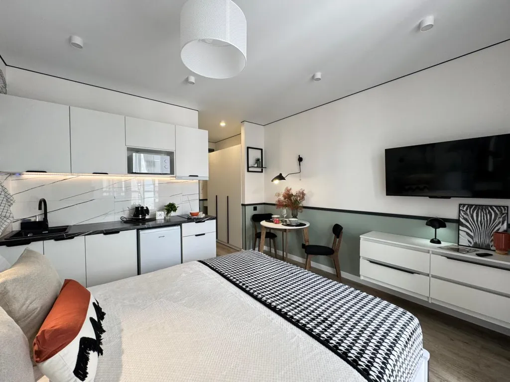 Дизайнерская квартира с видом на море