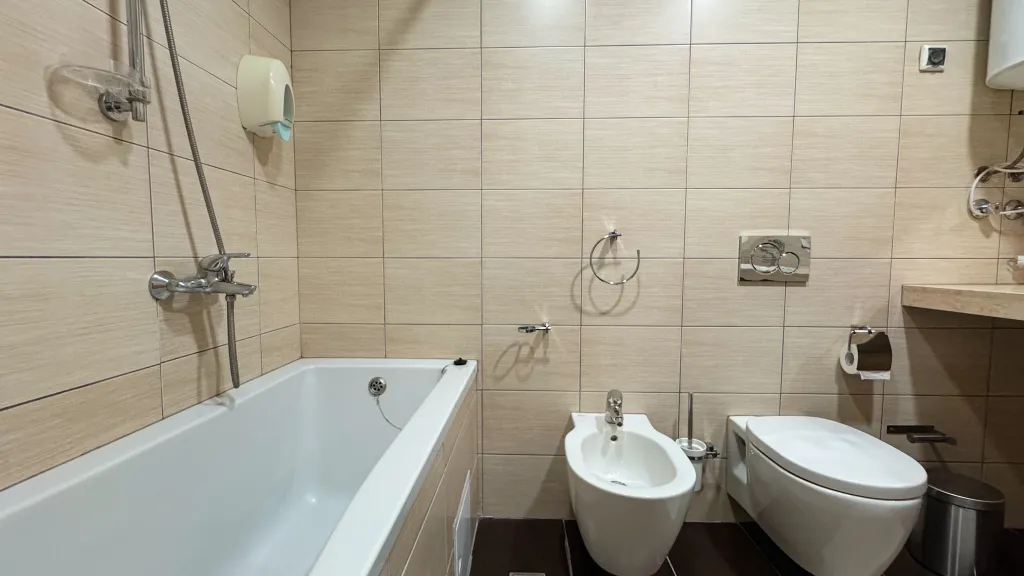 Апартамент 3-х спальный с балконами и панорамой моря