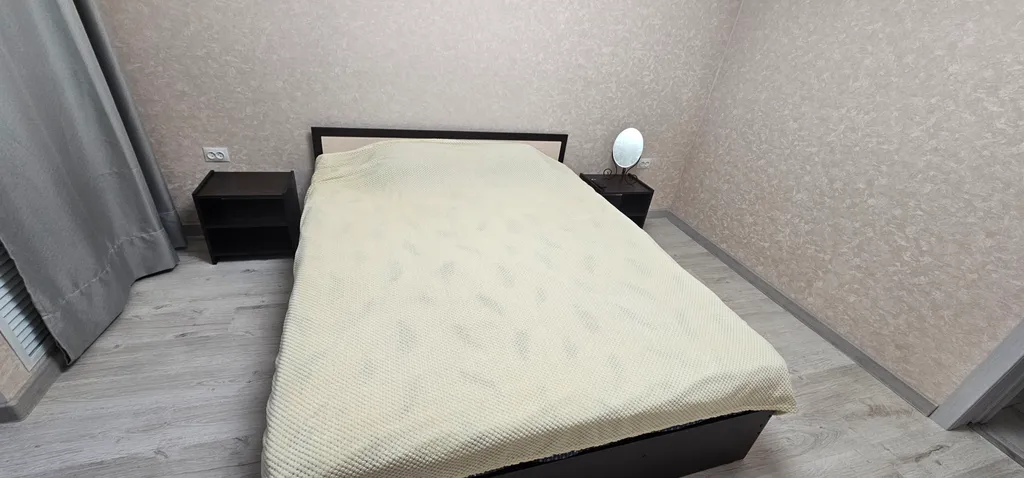 Двухкомнатная квартира в тихом дворе с новым ремонтом и техникой