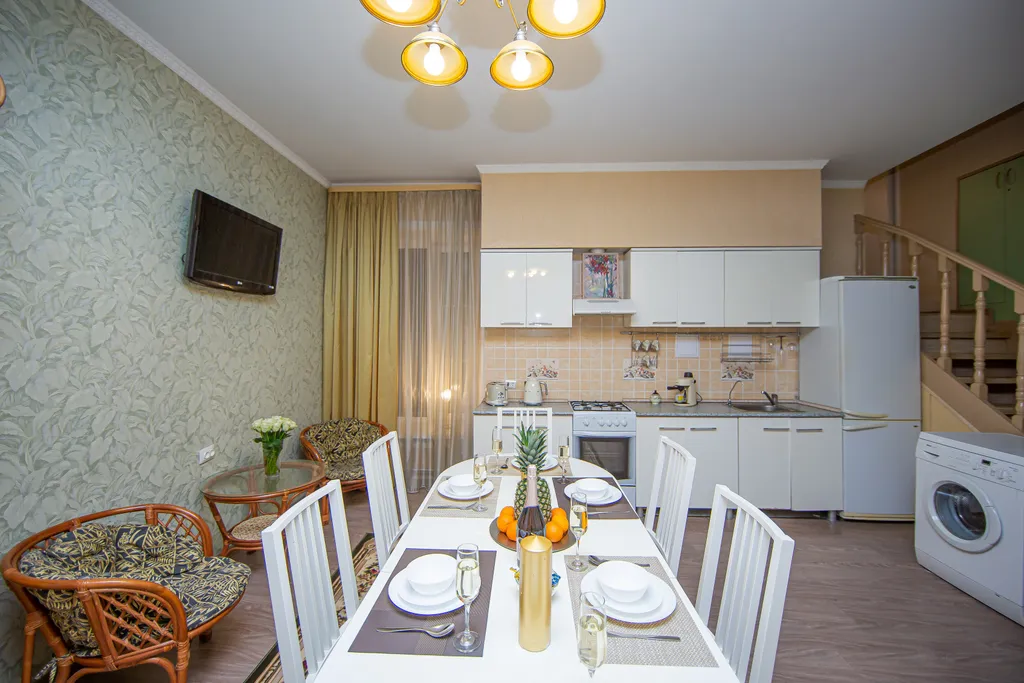 Friends Vacations 4BR & 4BTH Apartment