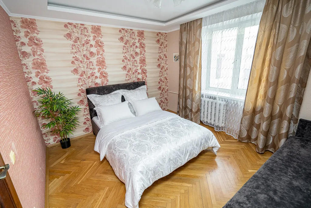 Трехкомнатная квартира с видом на реку Свислочь