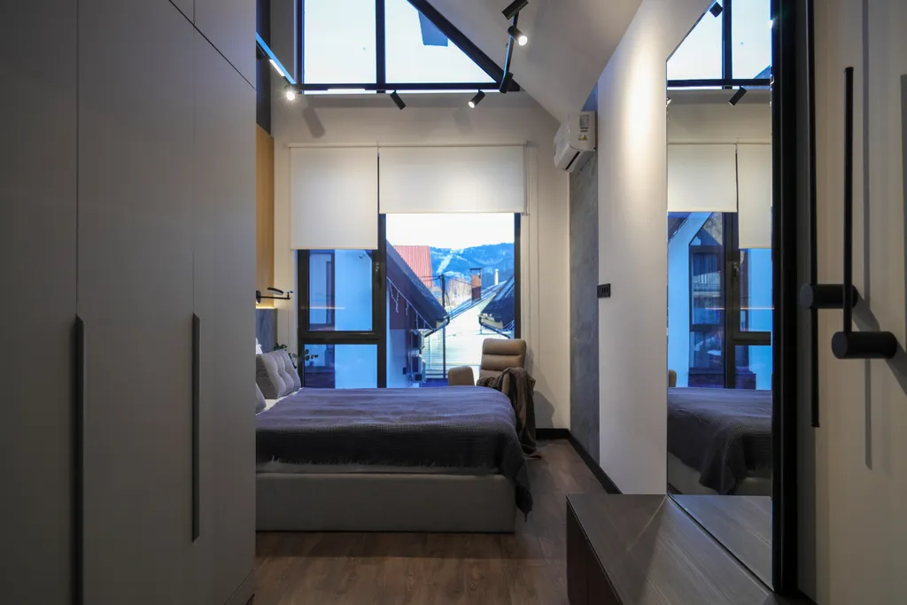 Коттедж c 2 спальнями, террасой, мангальной зоной и парковкой