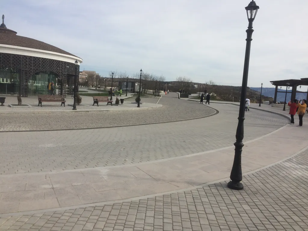 4-комнатный Дом