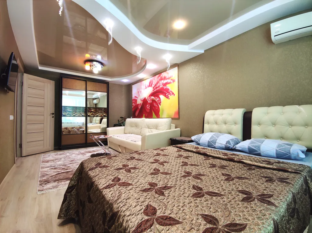 Шикарная квартира в центре с двумя спальнями