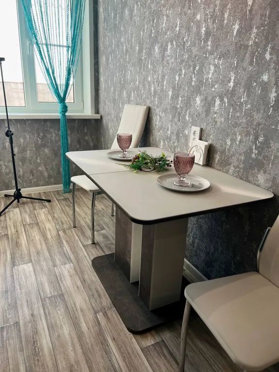 Пентхаус с видом на город. Круглая кровать+ диван