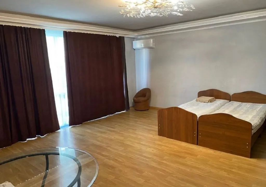 Квартира Просторная квартира вблизи набережной — Сухум