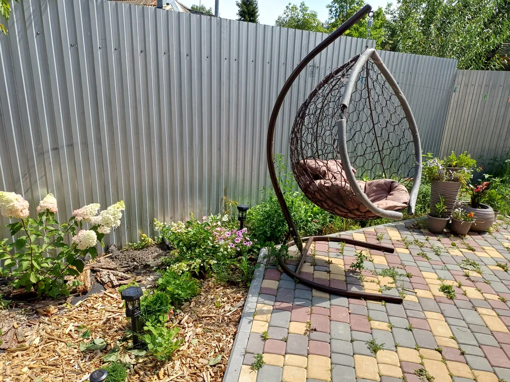 Уютный двухэтажный дом в центре города ( 1 этаж)