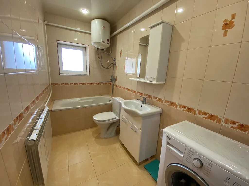 Коттедж Часть дома со своей кухней и отдельным входом под ключ — Судак