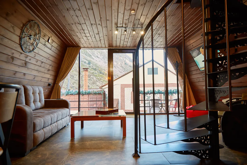 4-комнатный Дом