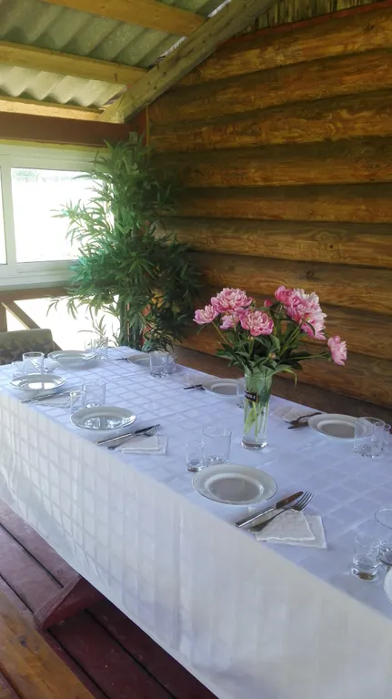 Усадьба на берегу реки