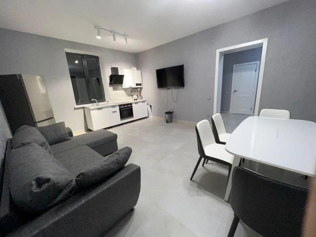 Современный дом у моря