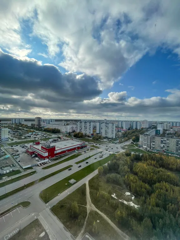 2-х комнатная квартира с видом на город — аренда посуточно в Нижневартовск