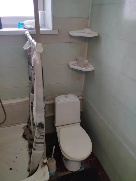 Комната в доме район црб, рынок