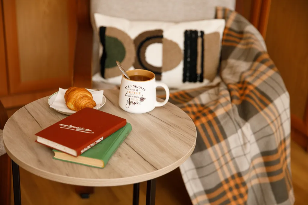 Светлая 2-комнатная квартира с библиотекой на Студенческом бульваре у ПетрГУ