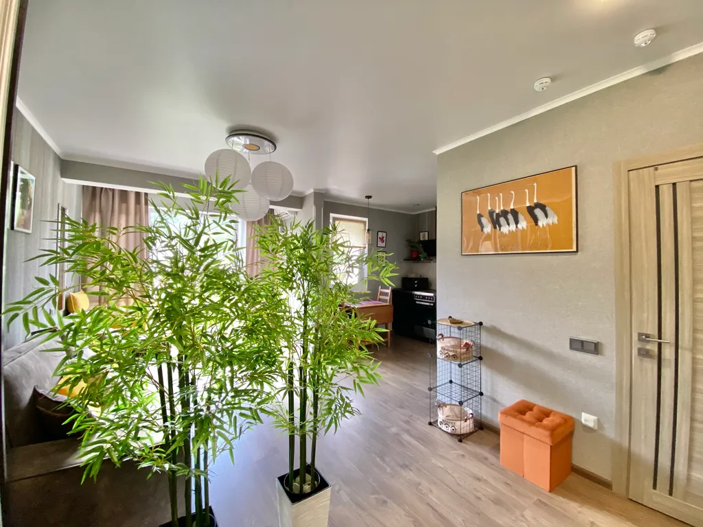 Квартира Квартира Уютная студия с панорамными окнами, балконом, видом на горы — Мацеста